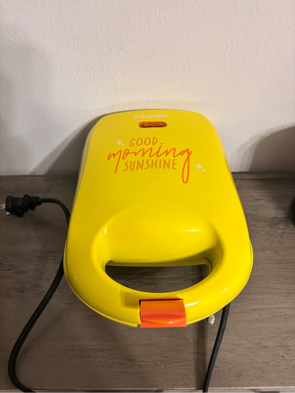 Babycakes Yellow 'Good Morning Sunshine' Waffle Maker
